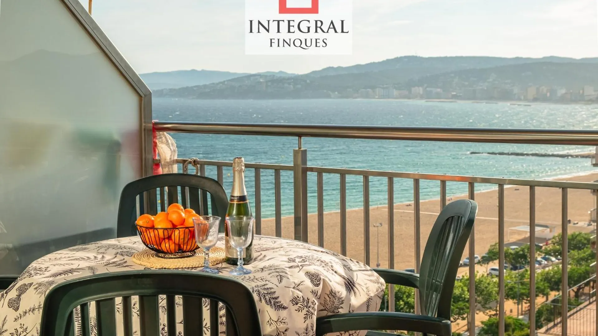 Infinite View Palamos location